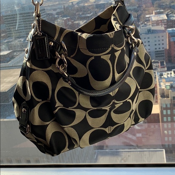 selling coach purses